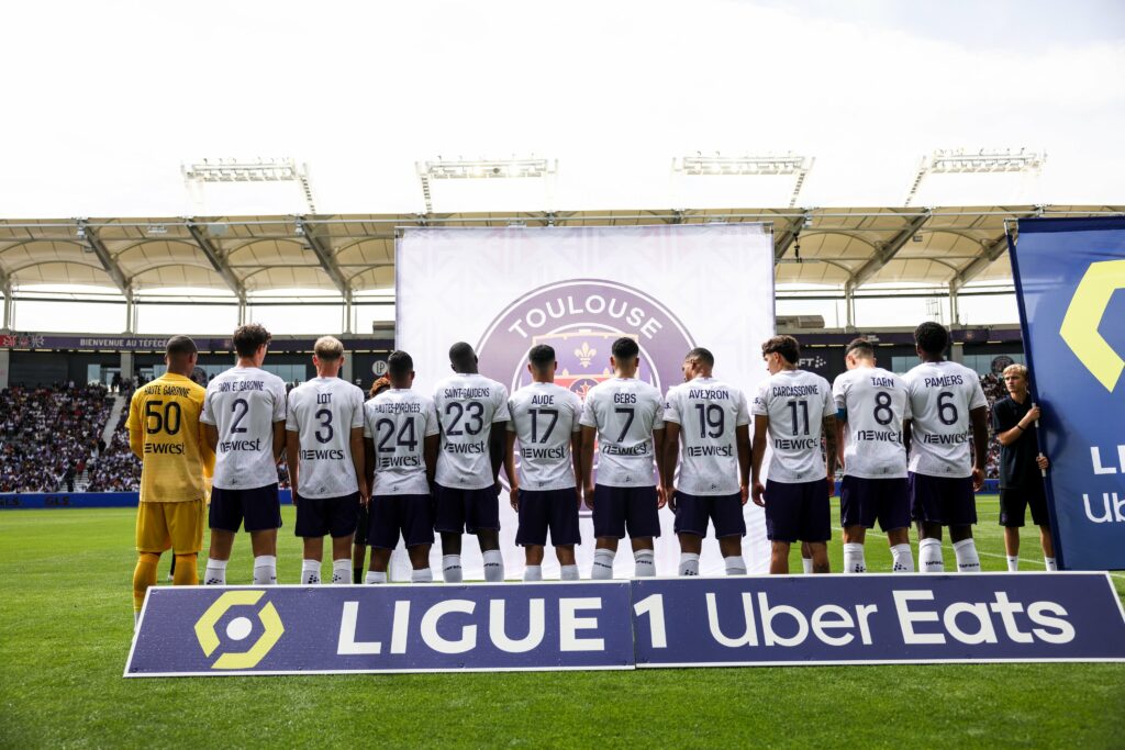 Short football porté TOULOUSE F.C 2008 vintage TFC LOTTO noir rose XL AGF Short football porté TOULOUSE F.C 2008 vintage TFC LOTTO noir rose XL AGF