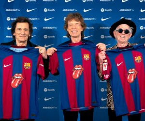 Le FC Barcelone présente son maillot « Rolling Stones » et les activations à venir