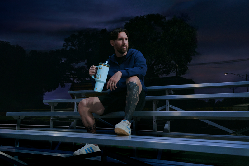 Stanley 1913 et Messi dévoilent une nouvelle collection en édition limitée : Striker Blue