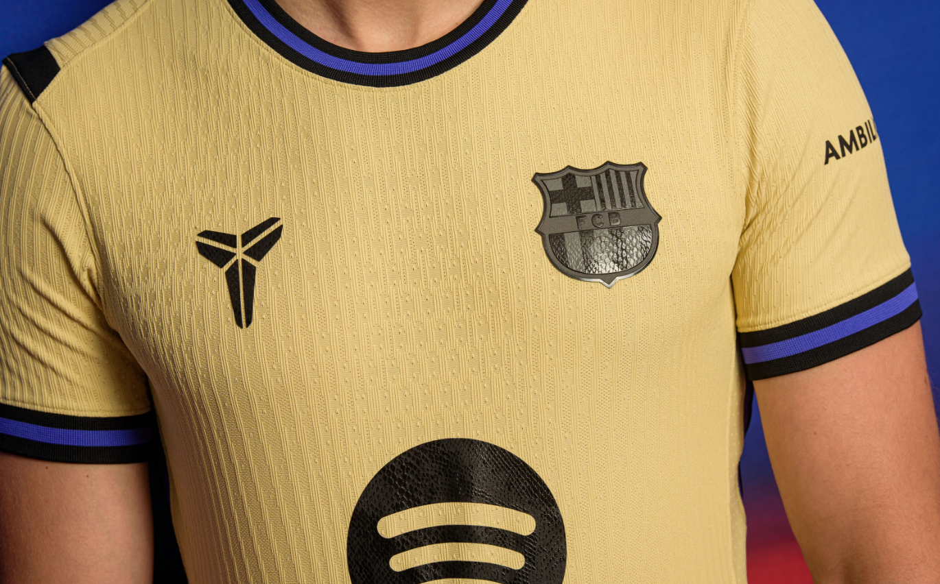 Maillot Domicile FC Barcelone 2022-23 - Nike - Rouge - Neuf Avec étiquettes