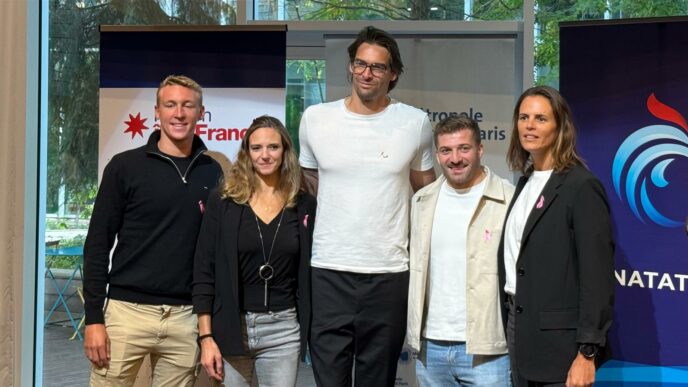 Laure Manaudou, Camille Lacourt, Virginie Dedieu, Alexis Jandard et Marc-Antoine Olivier, sont les ambassadeurs des Championnats d'Europe de natation de Paris.