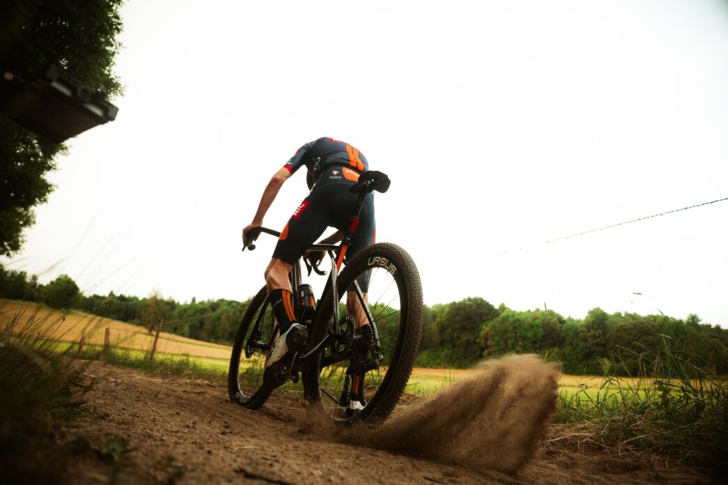 Lapierre présente A Quiet Shift, un documentaire inédit sur Romain Bardet